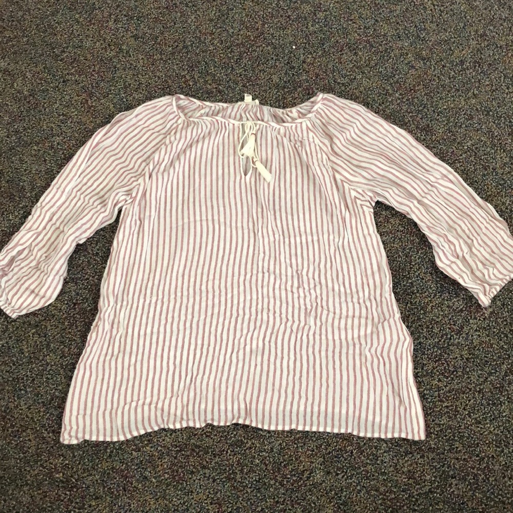 Soft Joie Legaspi size medium peasant blouse.